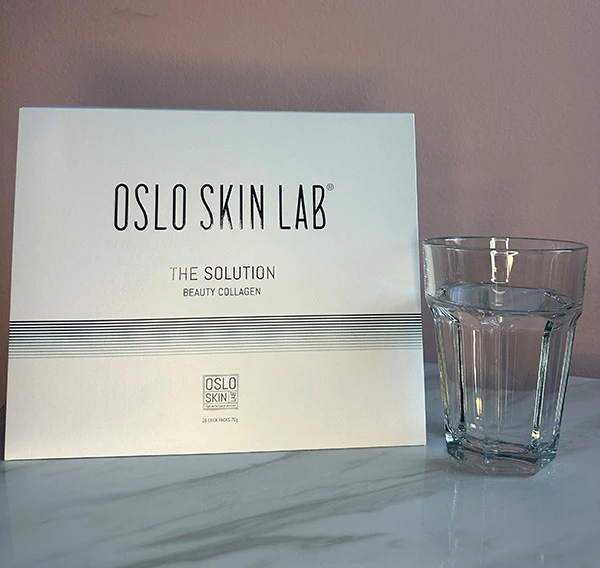 The Solution a pohár vody